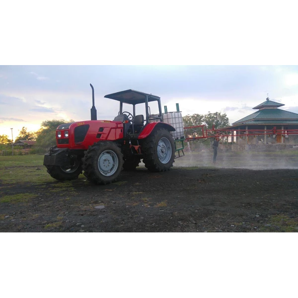 Traktor Bajak (Farm Tractor) 110Hp Belarus 1025.3 