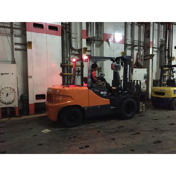 Forklift 5 Ton Doosan / Daewo Diesel